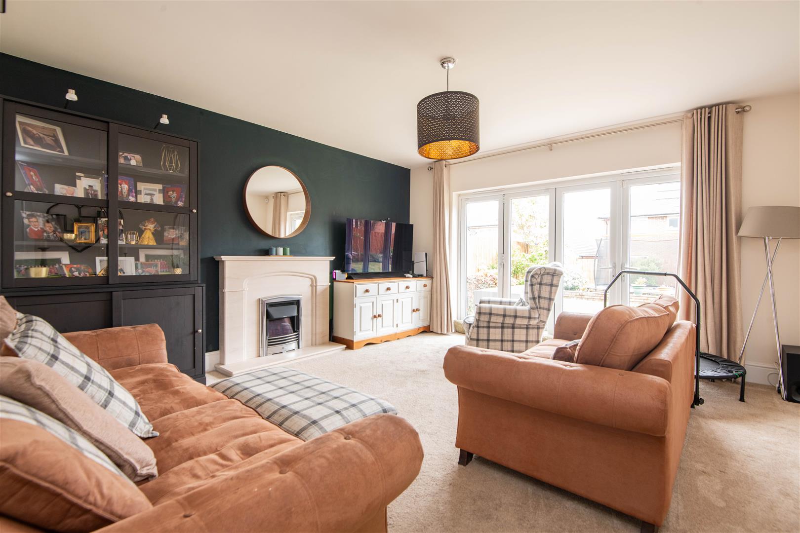 4 bed property in Hollington Close, Leyland
